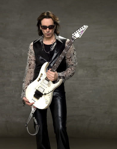 Steve Vai une legende en puissance1