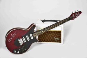 Brian_may_signature_auction_sounds_finder