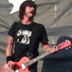 Dave_grohl_modified budweiser gibson