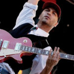 Tom_Morello_Red_Gibson