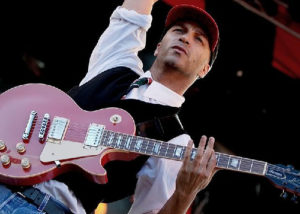 Tom_Morello_Red_Gibson