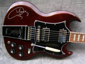 SG signature - angus young- sounds finder - eBay