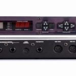 Gilmour joue avec un Digitech IPS33b