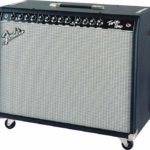 Mayfield joue avec un Fender Twin Amp