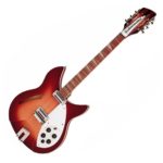 Marr joue sur Rickenbacker 360