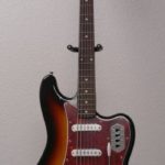 Joe Perry joue sur Fender VI Bass